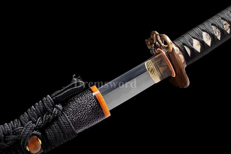 Hand forged Clay tempered katana japanese samurai sword Folded steel Feather-shaped pattern texture full tang sharp.