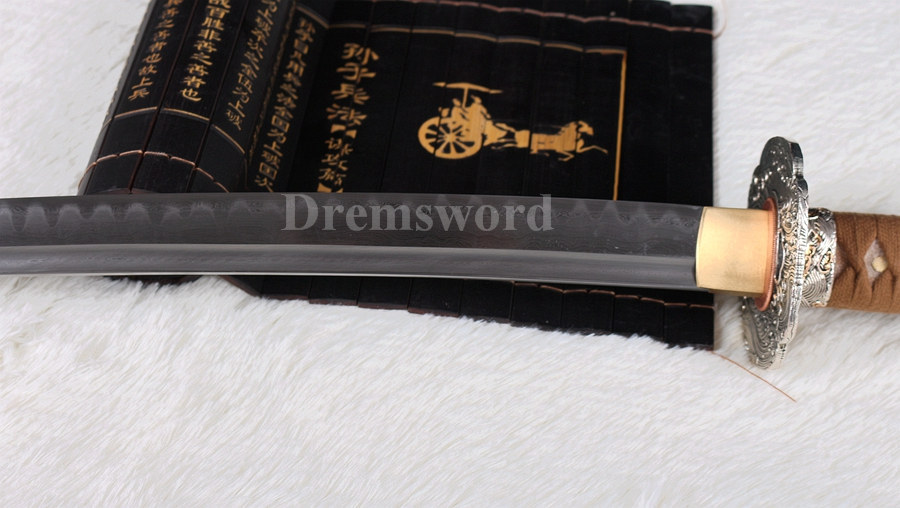 Clay Tempered Folded Steel katana handmade Japanese samurai Sword full tang Blade battle ready Sharp.