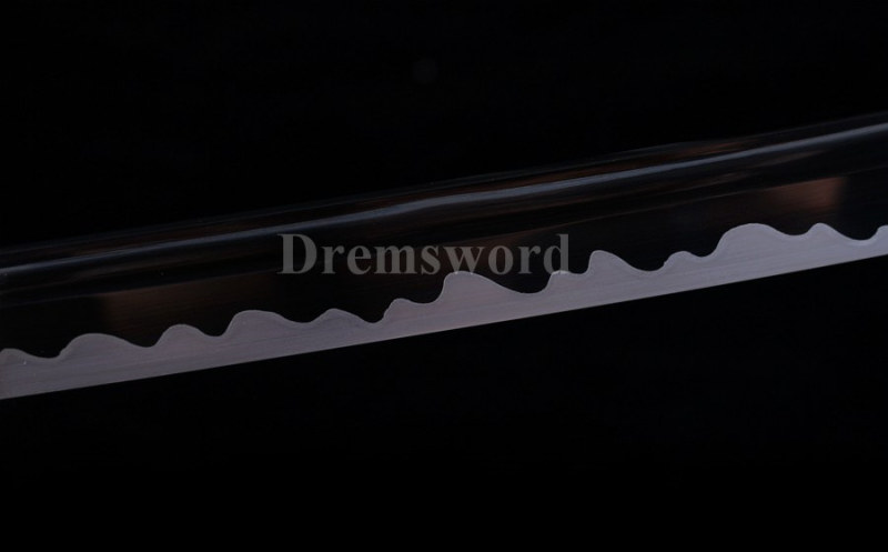 9260 spring steel Handmade black blade hand-abrasived hamon katana Japanese Samurai sword battle ready full tang can cut bamboo.