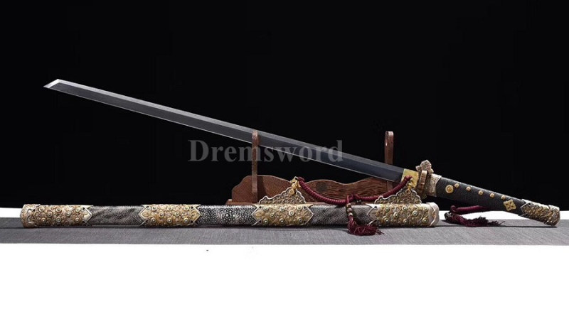 High-End hand forge Chinese Dao 唐刀 laminated Feather-shaped pattern texture Folded Steel full tang sharp.