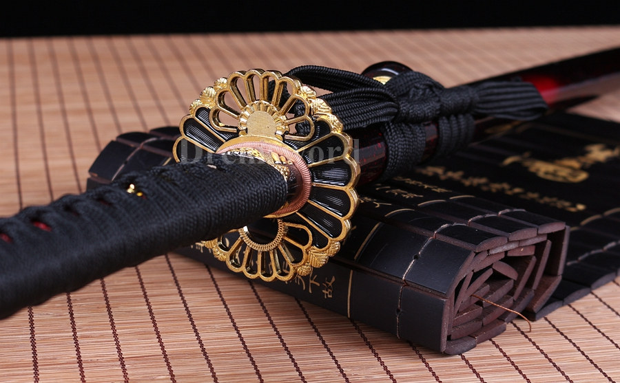 hand forge damascus folded steel unokubi-zukuri japanese samurai katana sword razor sharp