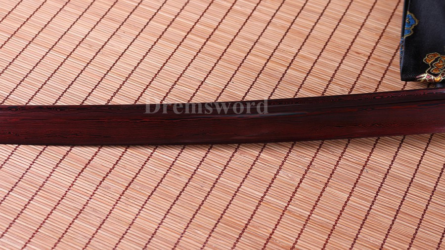 hand forge Japanese wakizashi Samurai Sword red&Black damascus Folded Steel Full Tang Sharp Blade.