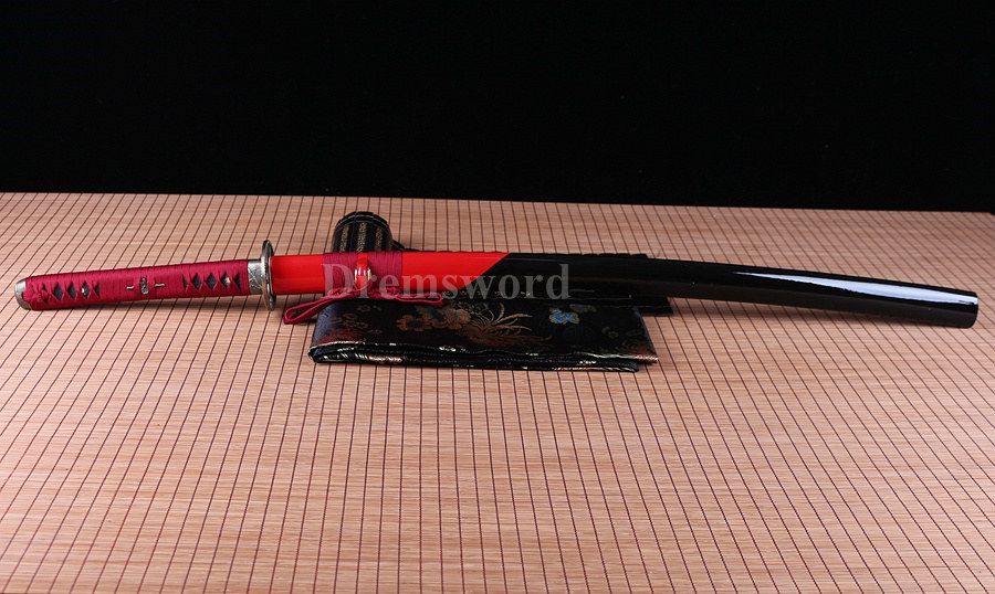 Handmade Red&Black Folded Steel Unokubi-Zukuri blade Japanese Samurai Katana Sword Full Tang sharp.