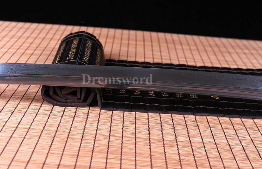 Handmade Red&Black Folded Steel Unokubi-Zukuri blade Japanese Samurai Katana Sword Full Tang sharp.
