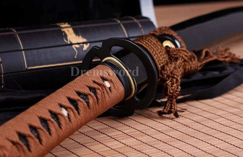 handmade Japanese wakizashi Samurai Sword damascus folded steel battle ready full tang sharp.