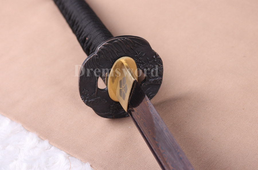 Blue damascus Folded Steel sharp katana Japanese Samurai Sword Full Tang battle ready.