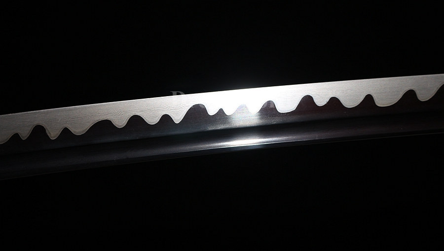 Black damascus folded steel sharp katana japanese samurai sword hand-arrasive hamon full tang.