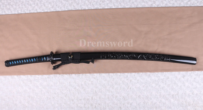 Black damascus folded steel sharp katana japanese samurai sword hand-arrasive hamon full tang.