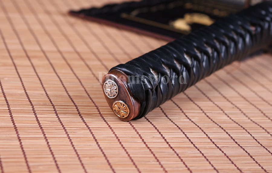 Choji hamon Clay tempered T10 steel  japanese samurai katana sword full tang razor sharp.