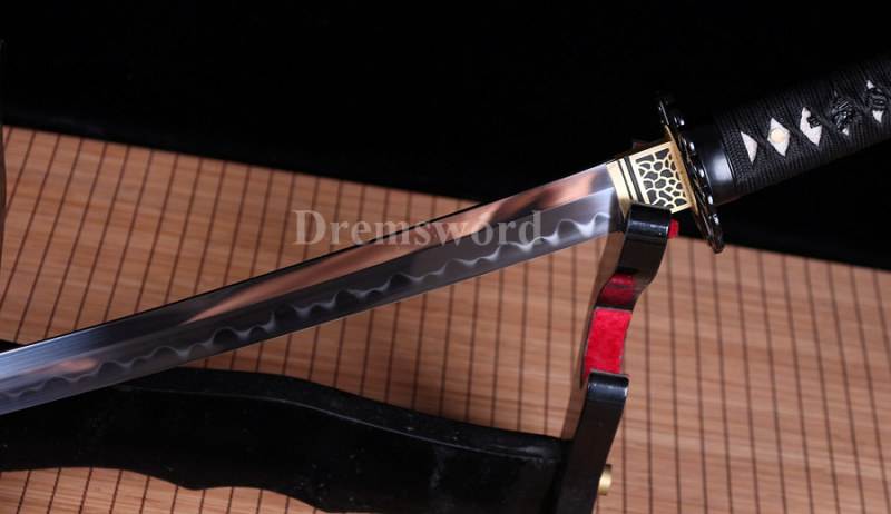Clay tempered T10 steel sharp katana japanese samurai sword full tang battle ready.