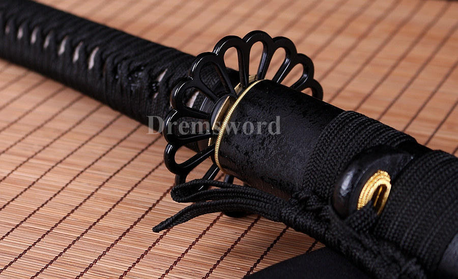 Clay tempered T10 steel sharp katana japanese samurai sword full tang battle ready.