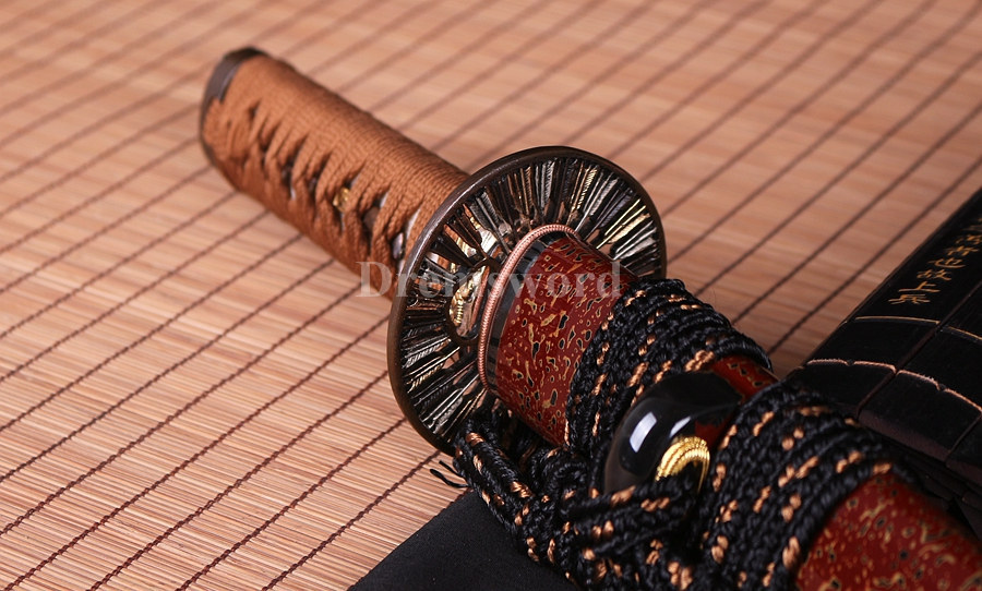 Hand forge Clay tempered T10 steel tanto japanese samurai sword full tang razor sharp battle ready.