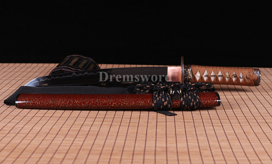 Hand forge Clay tempered T10 steel tanto japanese samurai sword full tang razor sharp battle ready.