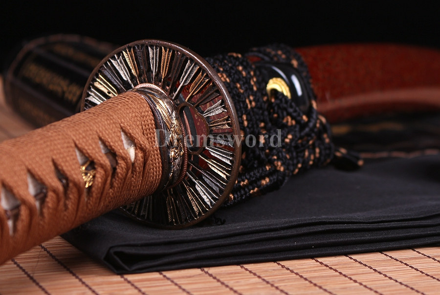 Hand forge Clay tempered T10 steel tanto japanese samurai sword full tang razor sharp battle ready.