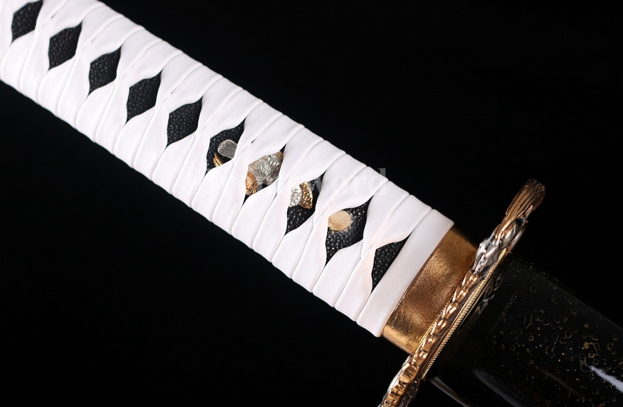High quality Clay tempered T10 steel katana japanese samurai sword full tang razor sharp battle ready.