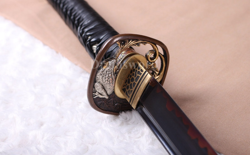 clay tempered Katana black 1095 high carnon steel japanese samurai sword battle ready sharp.