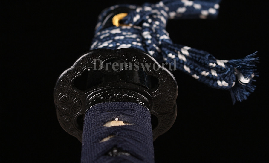 Clay tempered T10 steel blue blade katana japanese samurai sword full tang battle ready sharp.