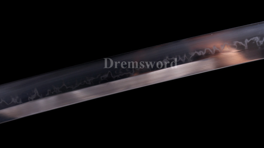 Choji hamon T10 steel Clay tempered katana japanese samurai sword full tang razor sharp.