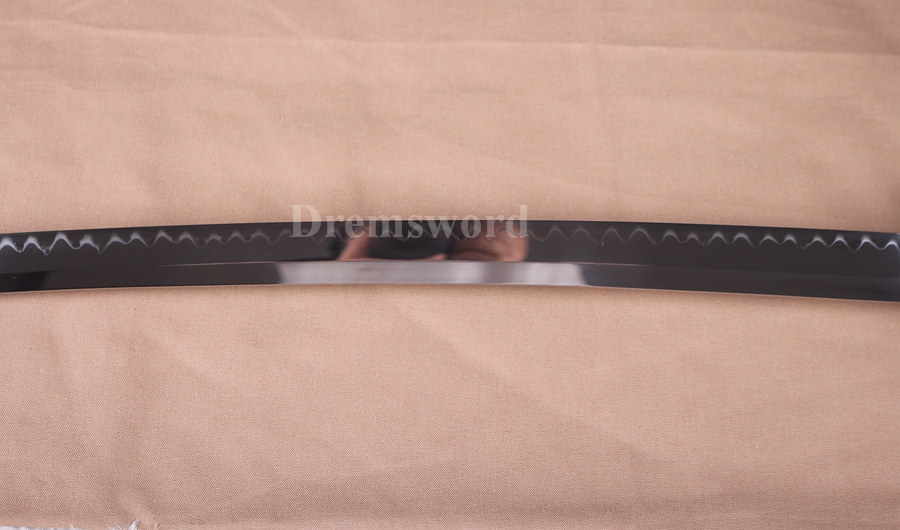 Clay tempered 1095 high carbon steel sharp katana japanese samurai sword full tang battle ready.