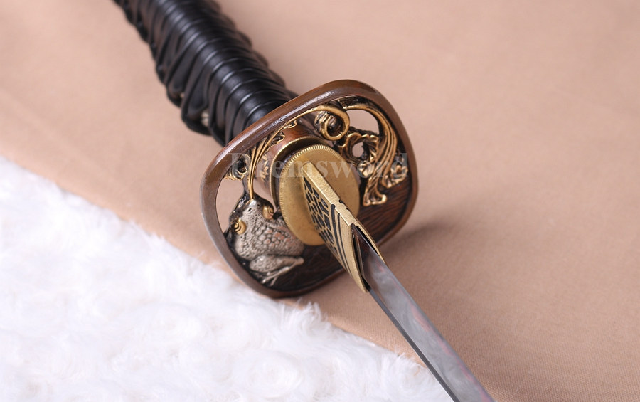 clay tempered Katana black 1095 high carnon steel japanese samurai sword battle ready sharp.