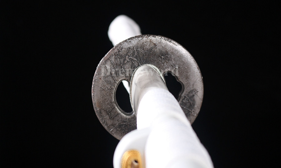 Clay tempered T10 steel katana japanese samurai sword full tang sharp battle ready.