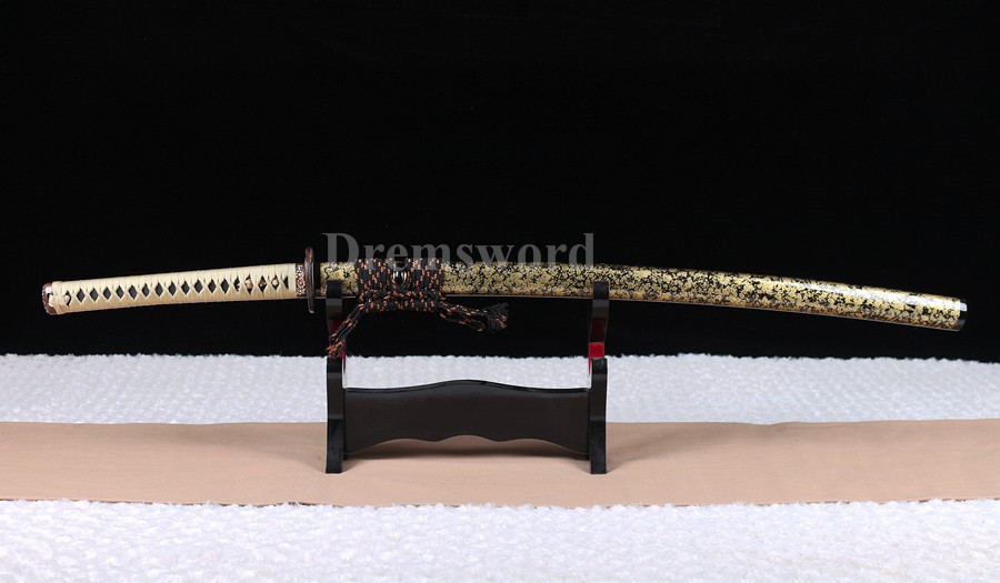 Clay tempered T10 steel 火焰 Choji hamon katana japanese samurai sword full tang razor sharp.