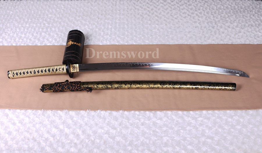 High quality Clay Tempered T10 steel 火焰 hamon Japanese Samurai Sword Full Tang Battle ready Sharp.