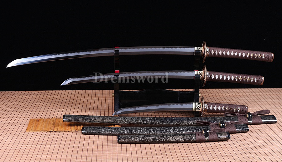Clay tempered Folded Steel Hazuya Polish Japanese Samurai Sword Set Katana+Wakizashi+Tanto blossom engraved Razor Sharp.