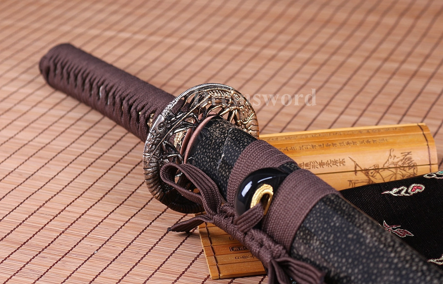 Clay tempered Folded Steel Hazuya Polish katana Japanese Samurai Sword Razor Sharp.