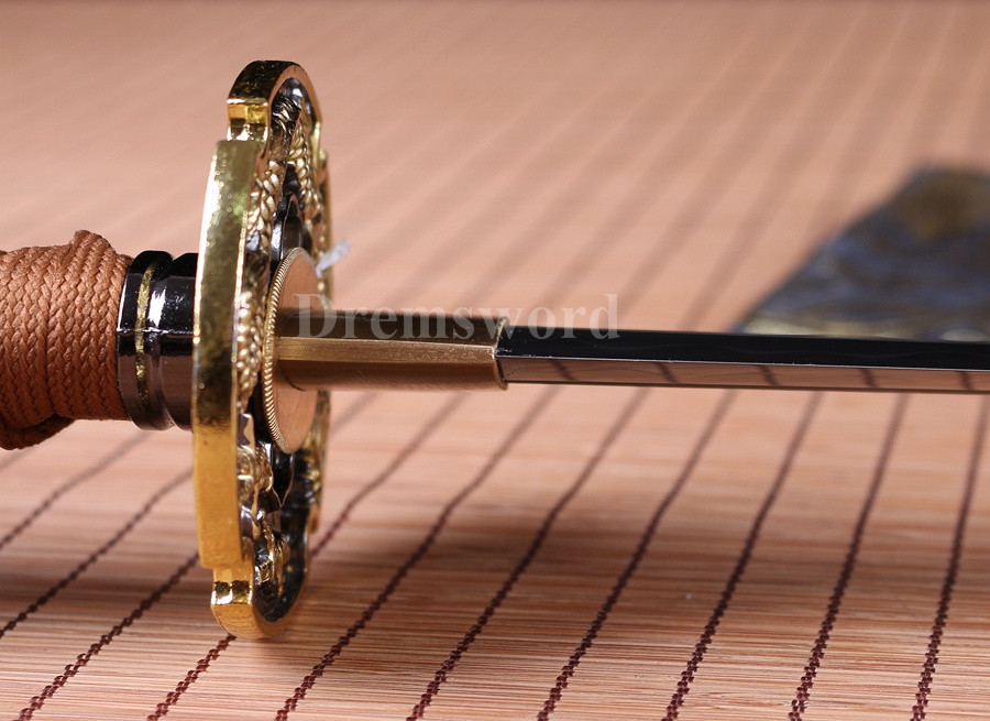 UNOKUBI-ZUKURI clay tempered Folded steel wakizashi Japanese Samurai Sword full tang sharp.