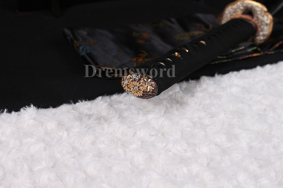 Clay tempered folded steel katana japanese samurai sword full tang battle ready shell saya.
