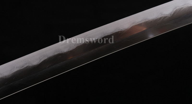 Clay tempered Folded steel Feather-shaped pattern texture katana japanese samurai sword full tang sharp.