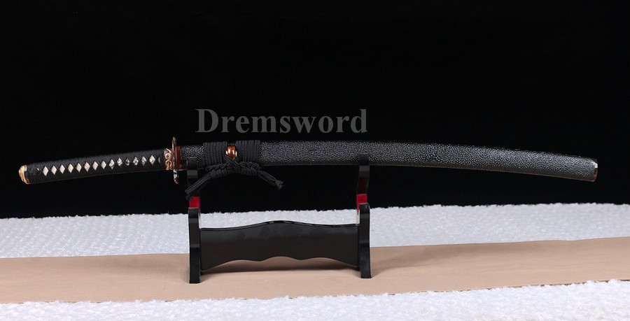 Clay tempered Folded steel Feather-shaped pattern texture katana japanese samurai sword full tang sharp.