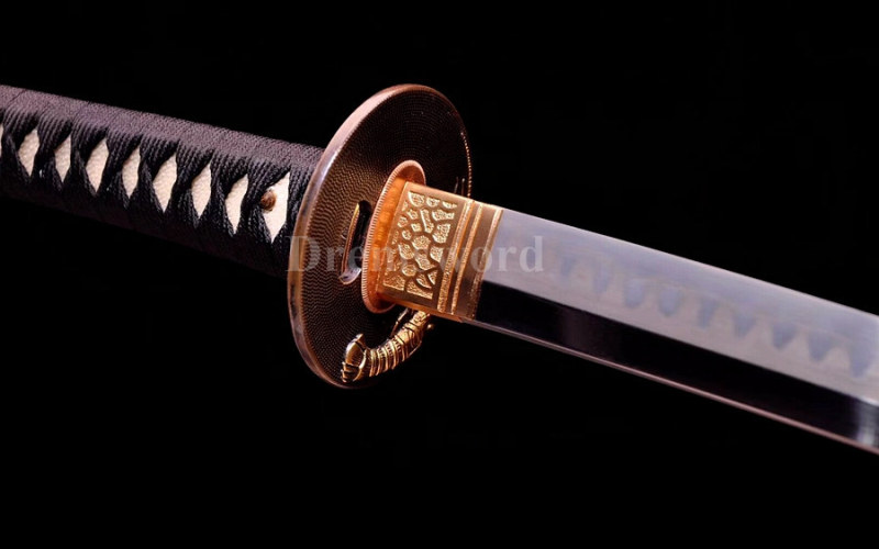 High quality Shihozume Clay tempered choji hamon katana japanese samurai sword full tang battle ready sharp.