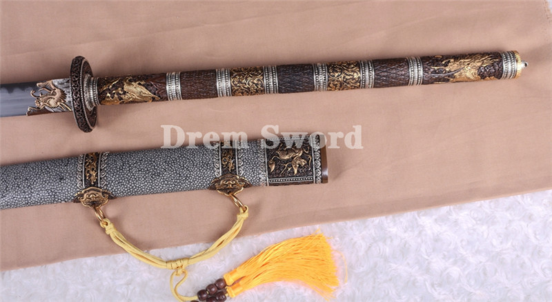 Rare Top quality Chinese Sword clay tempered abrasive laminated folded Steel Battle Ready Kang Xi Saber 康熙战刀 Sharp Broadsword.