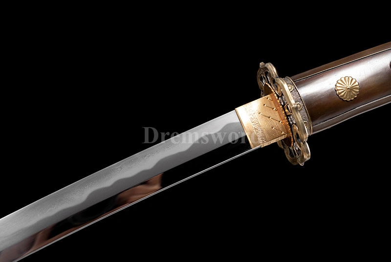 Tamahagane steel tachi sword Clay Tempered Lamination Blade Japanese samurai Sword fully hand polished.