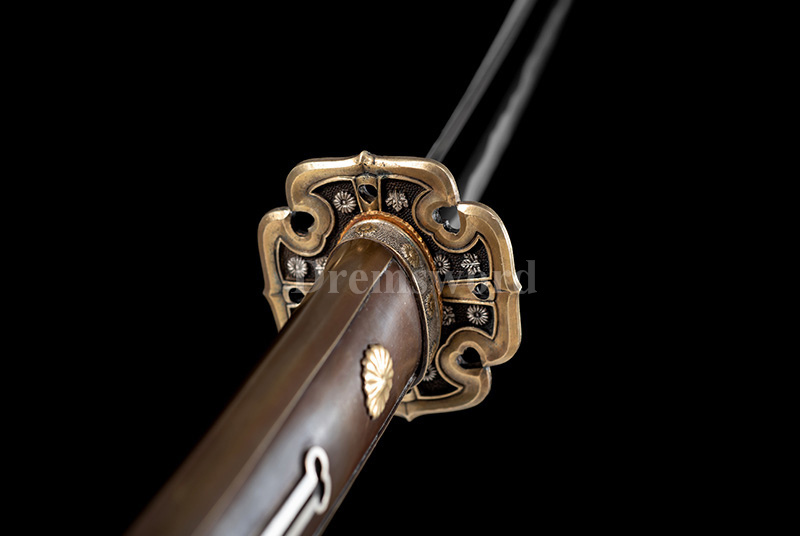 Tamahagane steel tachi sword Clay Tempered Lamination Blade Japanese samurai Sword fully hand polished.