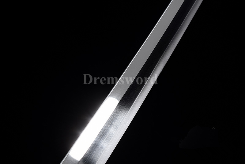 Gunto Clay Tempered 1095 high carbon steel Sword suguha hamon battle ready sharp.
