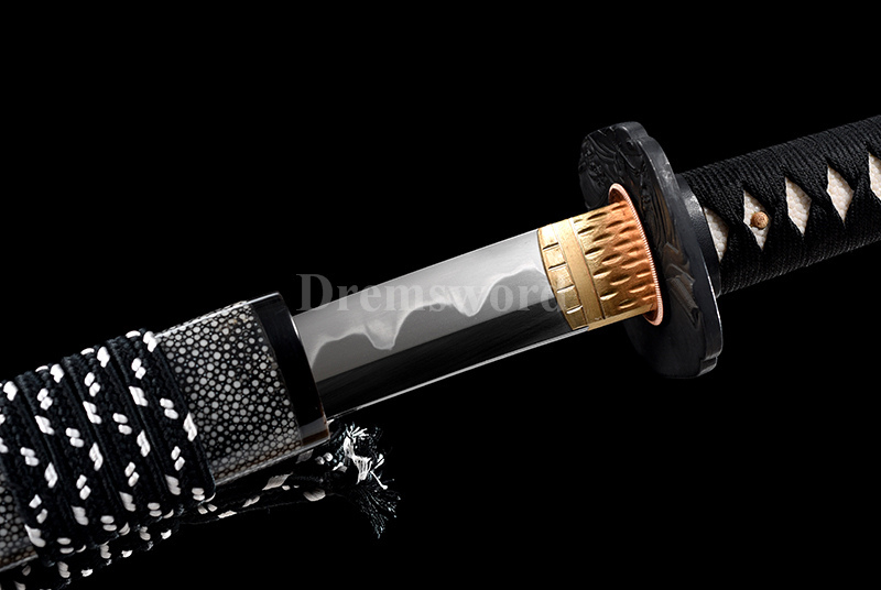 High quality L6 steel Clay Tempered Katana Japanese samurai Sword Battle Ready full tang sharp.