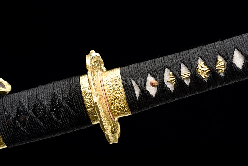 handmade Clay Tempered damascus folded steel tachi Japanese samurai Sword fully hand polished.