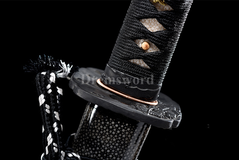 High quality L6 steel Clay Tempered Katana Japanese samurai Sword Battle Ready full tang sharp.