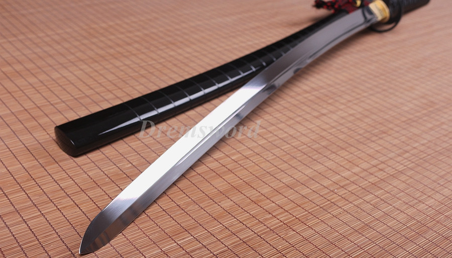 Handmade 9260 spring steel Kogarasu-Maru razor sharp katana japanese samurai sword full tang battle ready.