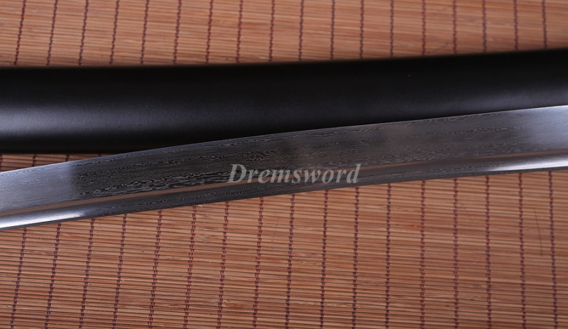 Handmade Damascus Folded Steel katana Japanese Samurai Sword Full Tang battle ready Sharp Blade.