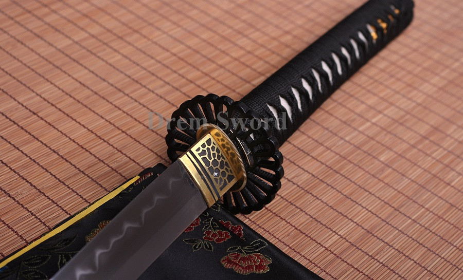 Clay tempered katana sword T10 steel handmade japanese samurai sword full tang sharp battle ready.
