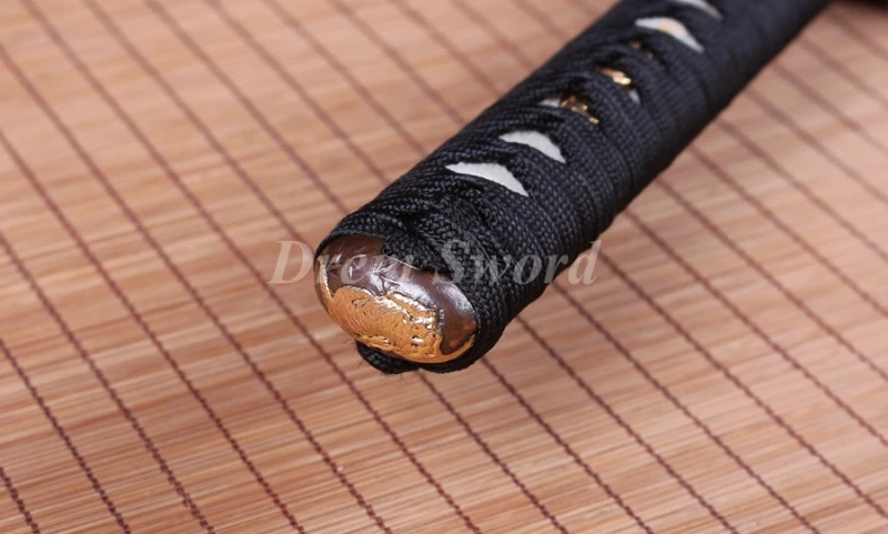 High quality Clay tempered katana sword Choji hamon T10 steel japanese samurai sword full tang sharp battle ready.