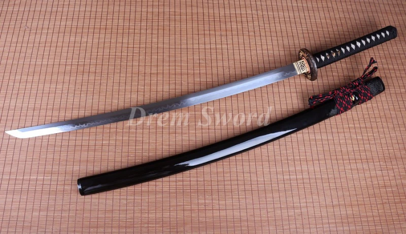 High quality Clay tempered katana sword Choji hamon T10 steel japanese samurai sword full tang sharp battle ready.