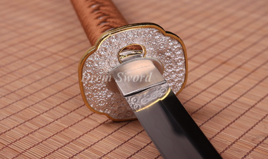 High quality katana sword real Clay tempered japanese samurai sword hamon T10 steel full tang sharp battle ready.Drem4134