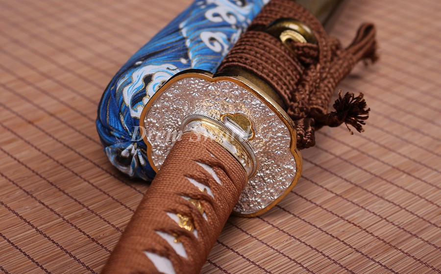 High quality katana sword real Clay tempered japanese samurai sword hamon T10 steel full tang sharp battle ready.Drem4134