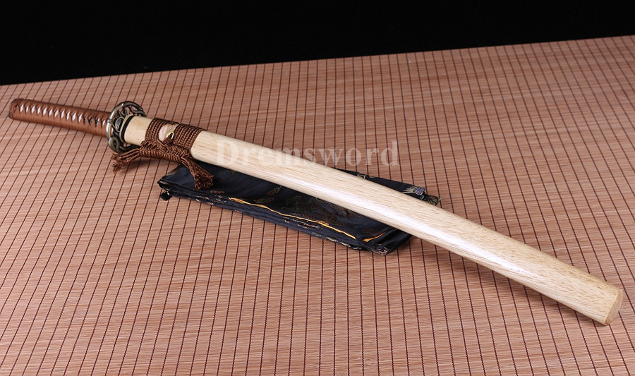 hand forged clay tempered folded steel Japanese Samurai Sword Katana full tang battle ready sharpened.