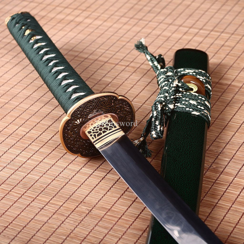 T10 Steel Clay Tempered Katana Japanese Samura Real Sword HITATSURA Ox Horn Saya Shinogi Zukuri Full Tang Green.